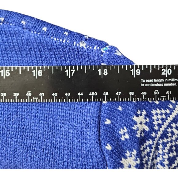 Holiday Christmas Sweater Unisex L Blue Reindeer Snowflake Festive Knit - Picture 7 of 7